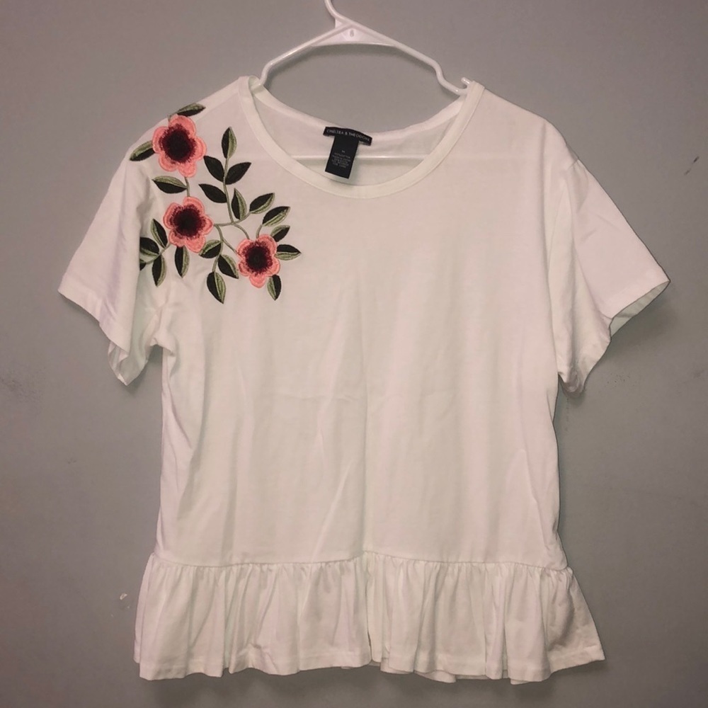 Chelsea and Theodore Peplum Embroidered Floral White Top Size Medium